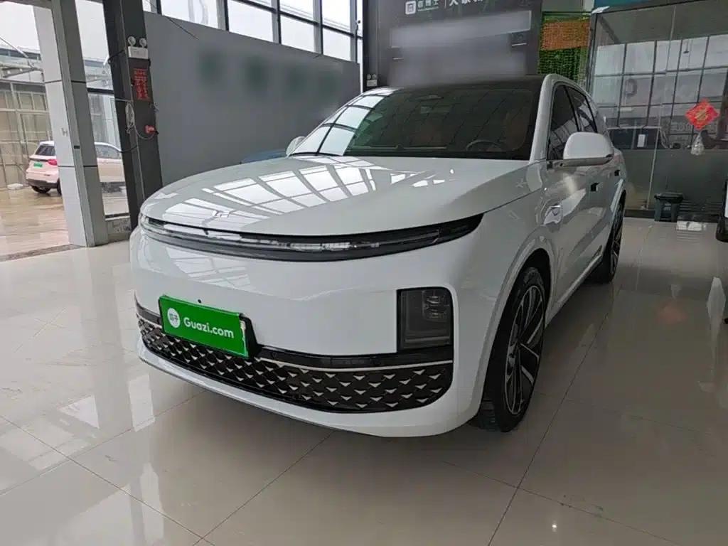 Li Auto L6 2024 Pro — миниатюра 1
