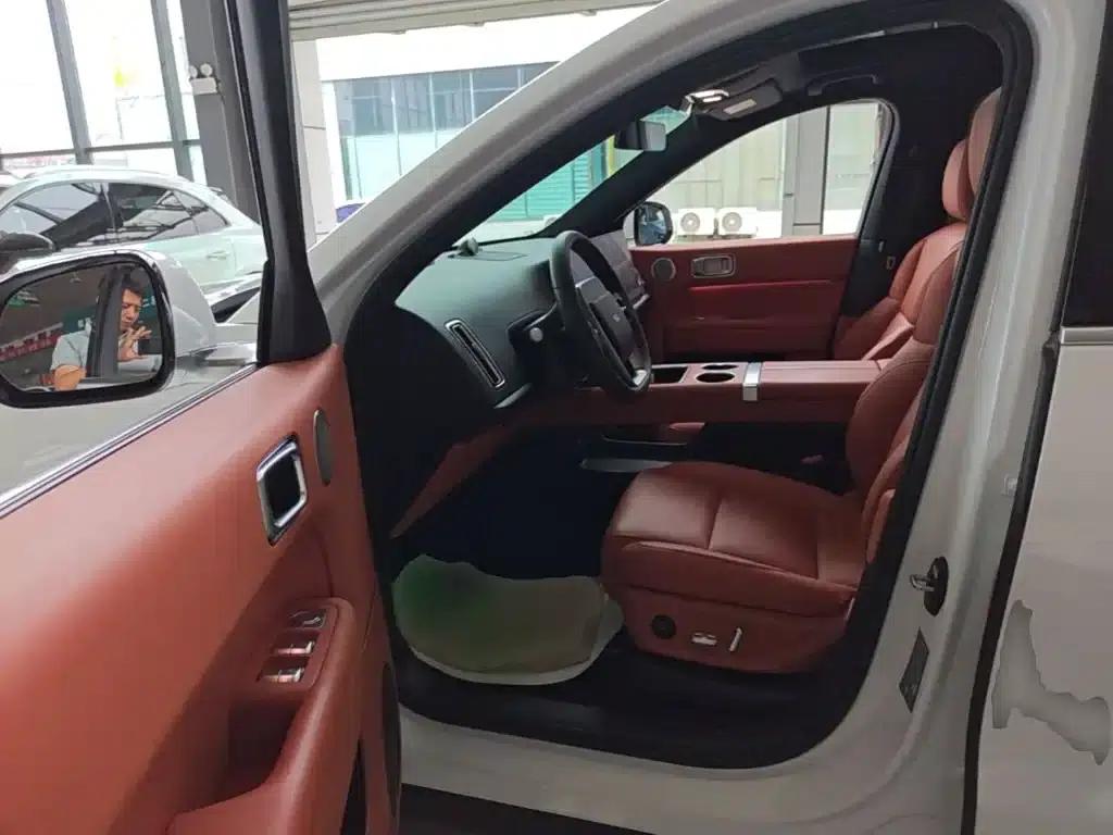 Li Auto L6 2024 Pro — миниатюра 16