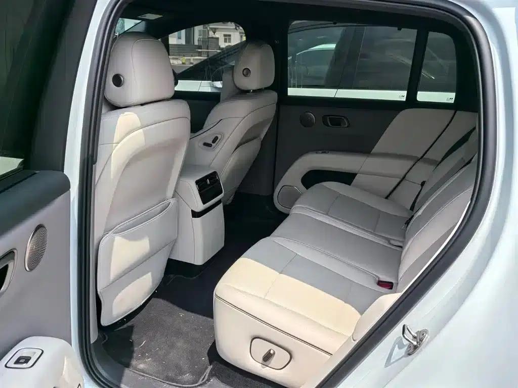 Li Auto i6 2025 Two-Wheel Drive Standard Edition — миниатюра 3