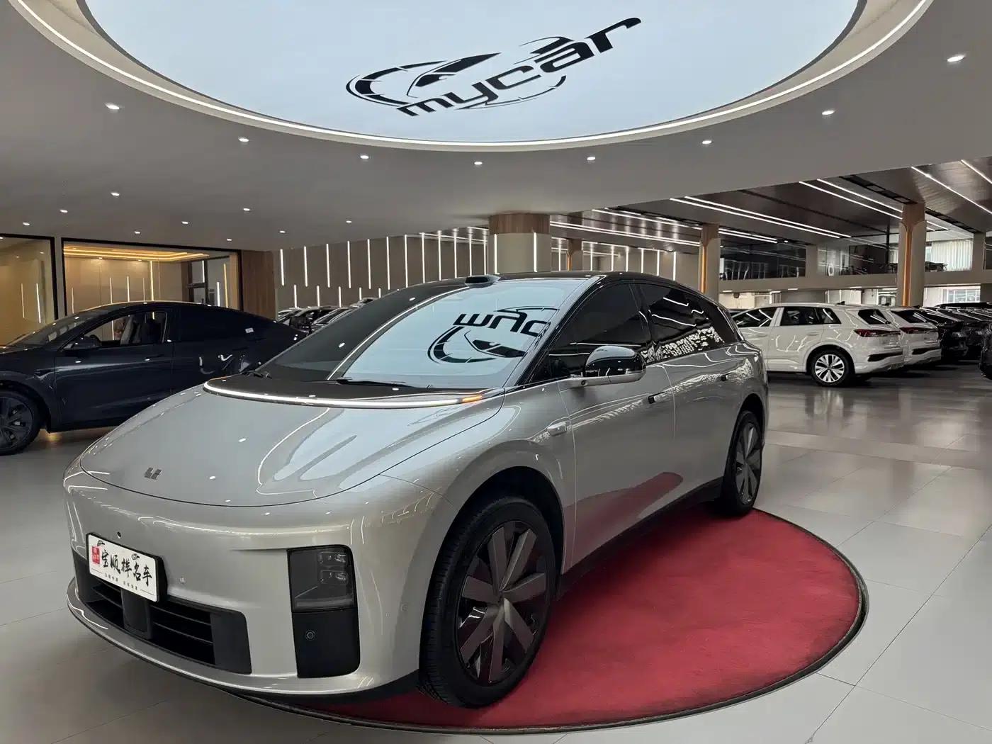 Li Auto i6 2025 AWD Standard Edition — миниатюра 1