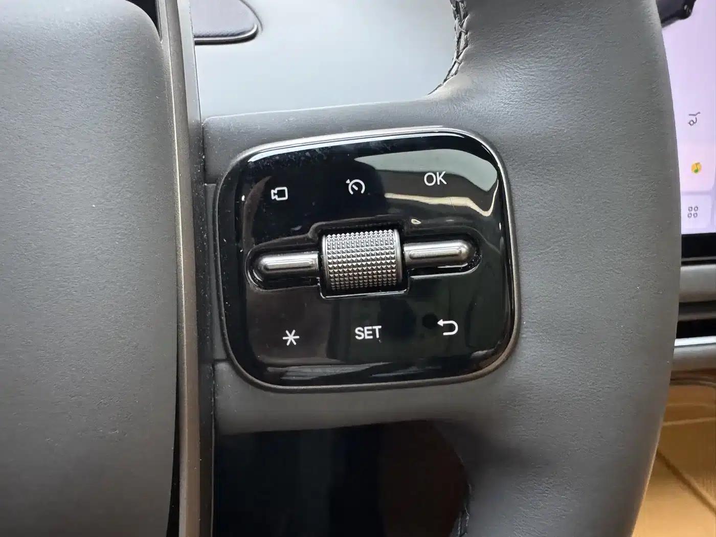 Li Auto i6 2025 AWD Standard Edition — миниатюра 21