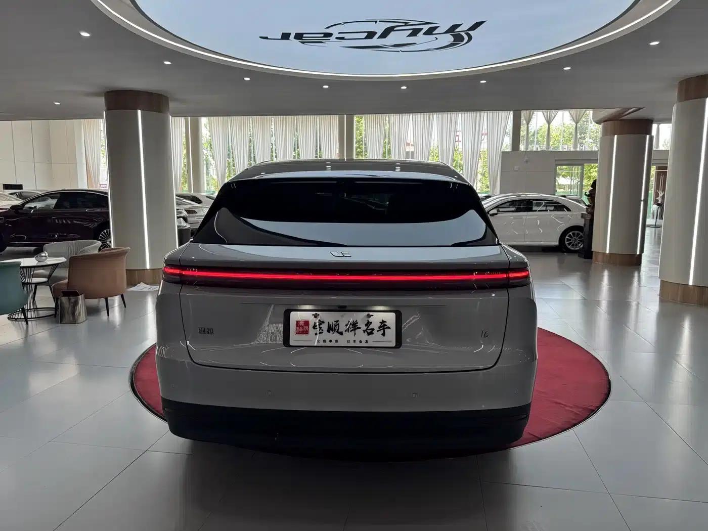 Li Auto i6 2025 AWD Standard Edition — миниатюра 6