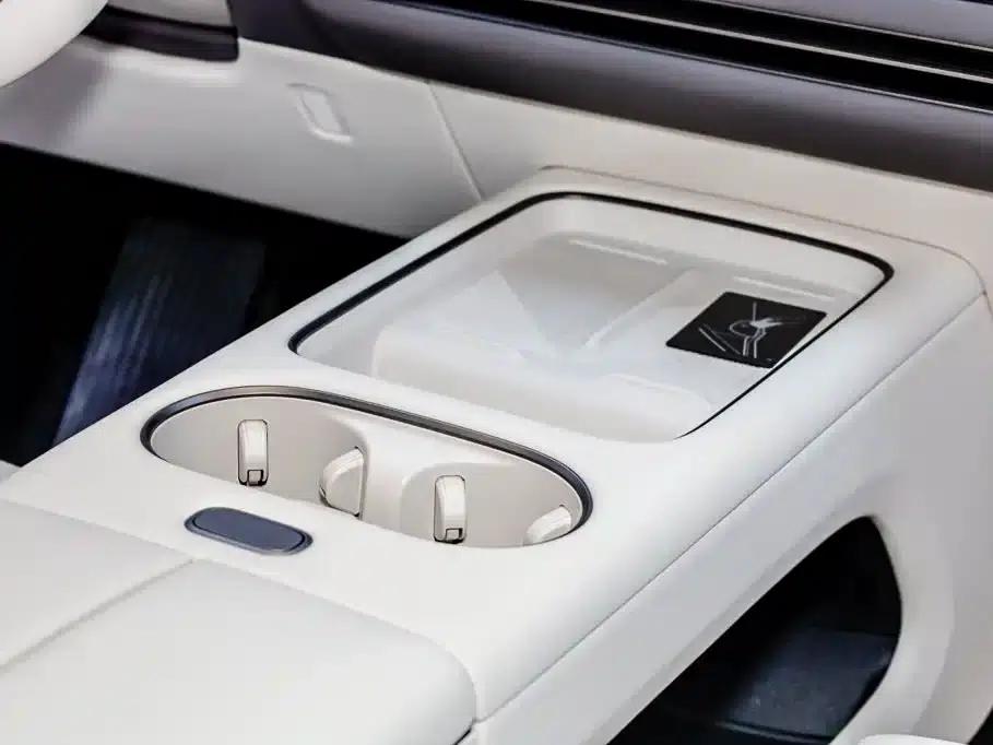 Li Auto i6 2025 AWD Standard Edition — миниатюра 15