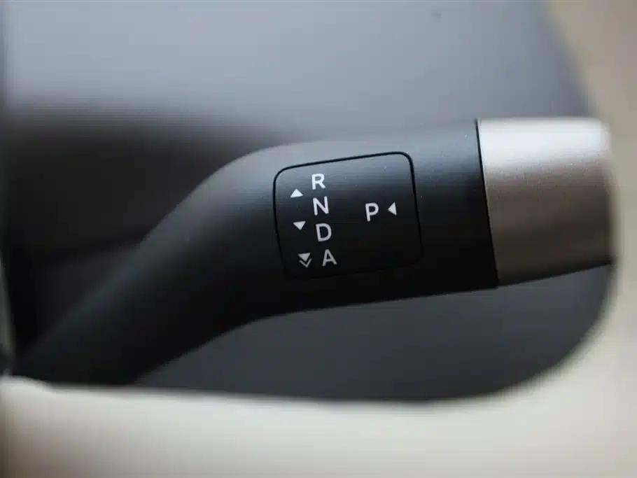 Li Auto i6 2025 AWD Standard Edition — миниатюра 15