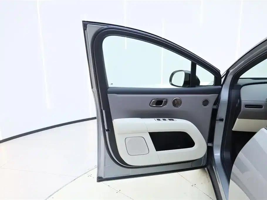 Li Auto i6 2025 AWD Standard Edition — миниатюра 20