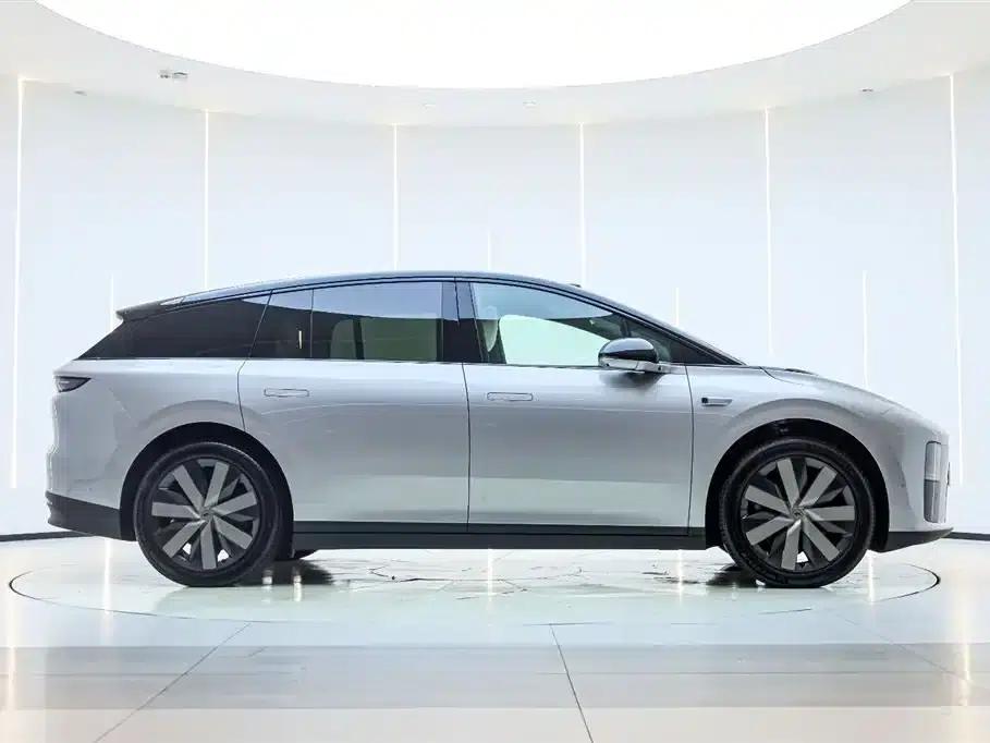Li Auto i6 2025 AWD Standard Edition — миниатюра 3