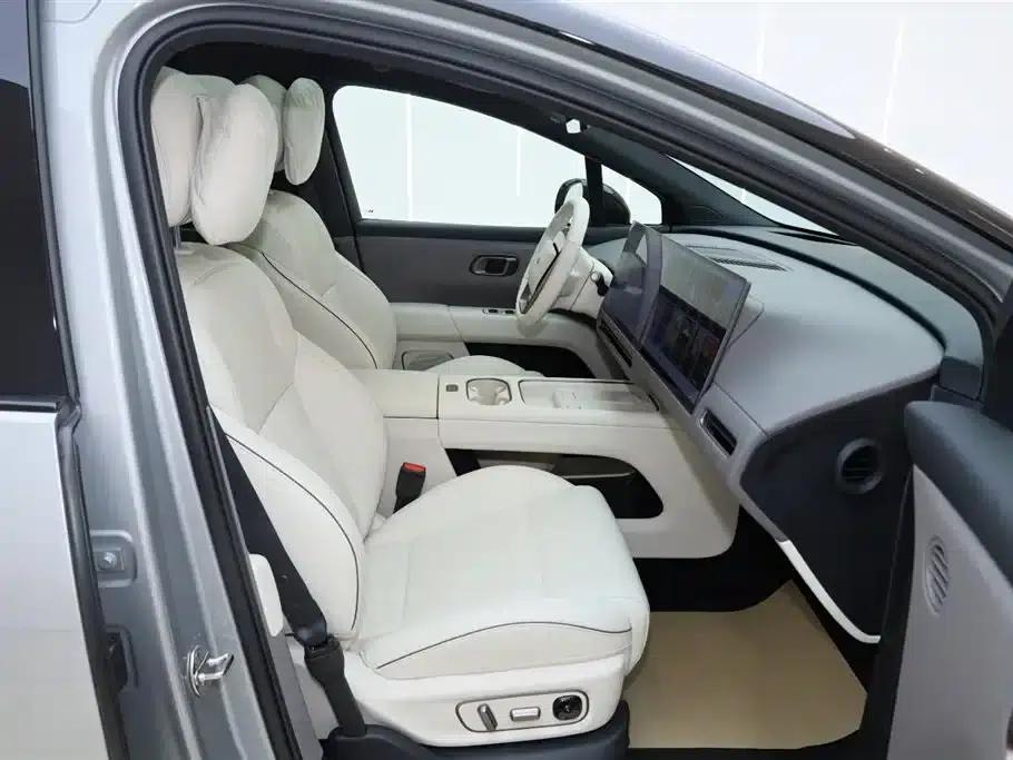 Li Auto i6 2025 AWD Standard Edition — миниатюра 25