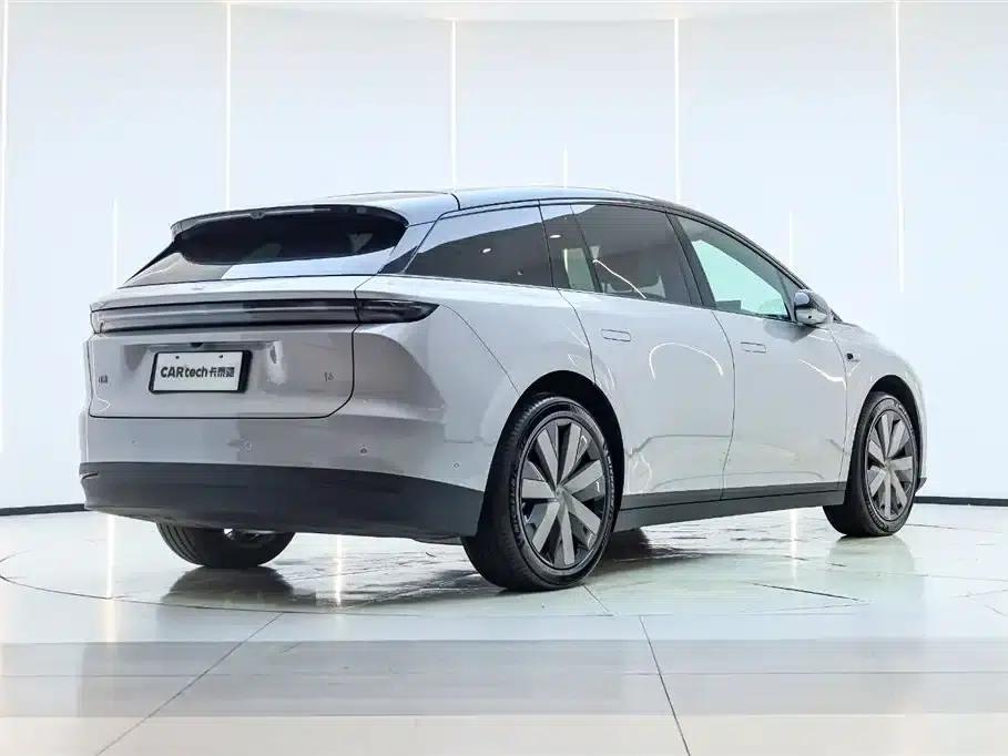 Li Auto i6 2025 AWD Standard Edition — миниатюра 4