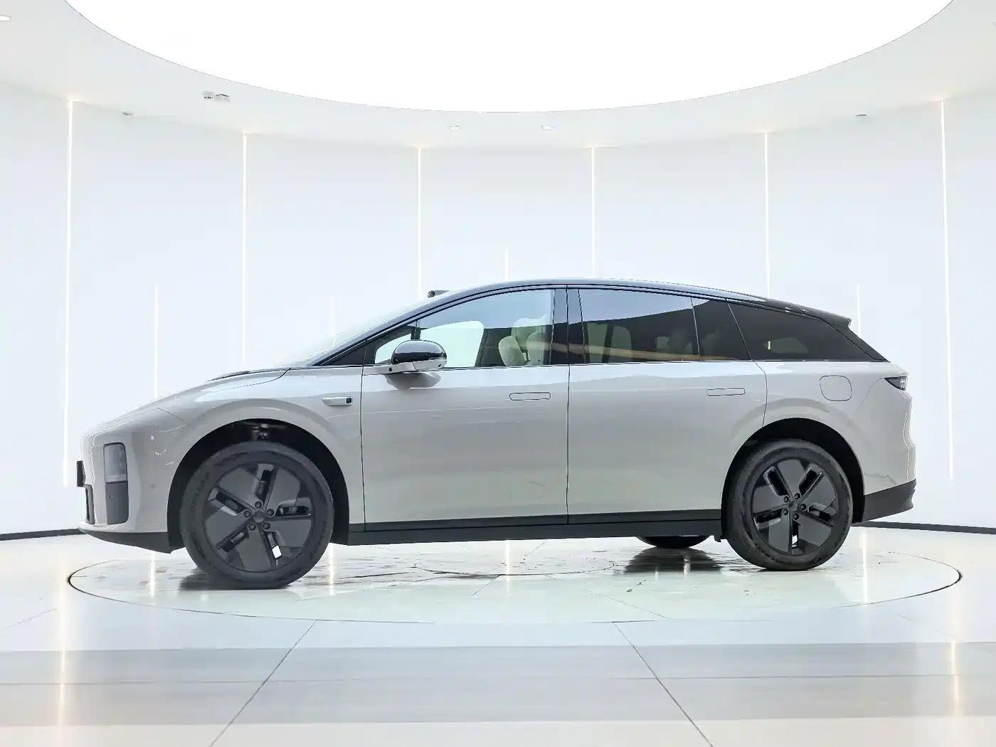 Li Auto i6 2025 Two-Wheel Drive Standard Edition — миниатюра 20