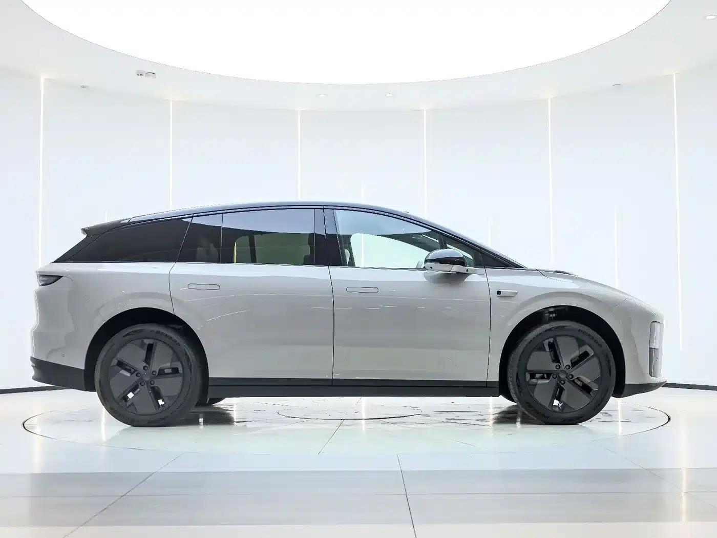 Li Auto i6 2025 Two-Wheel Drive Standard Edition — миниатюра 21