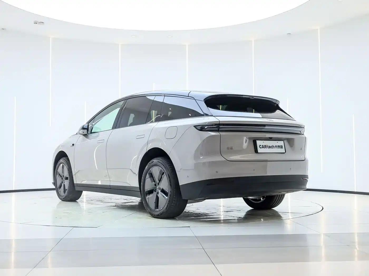 Li Auto i6 2025 Two-Wheel Drive Standard Edition — миниатюра 23