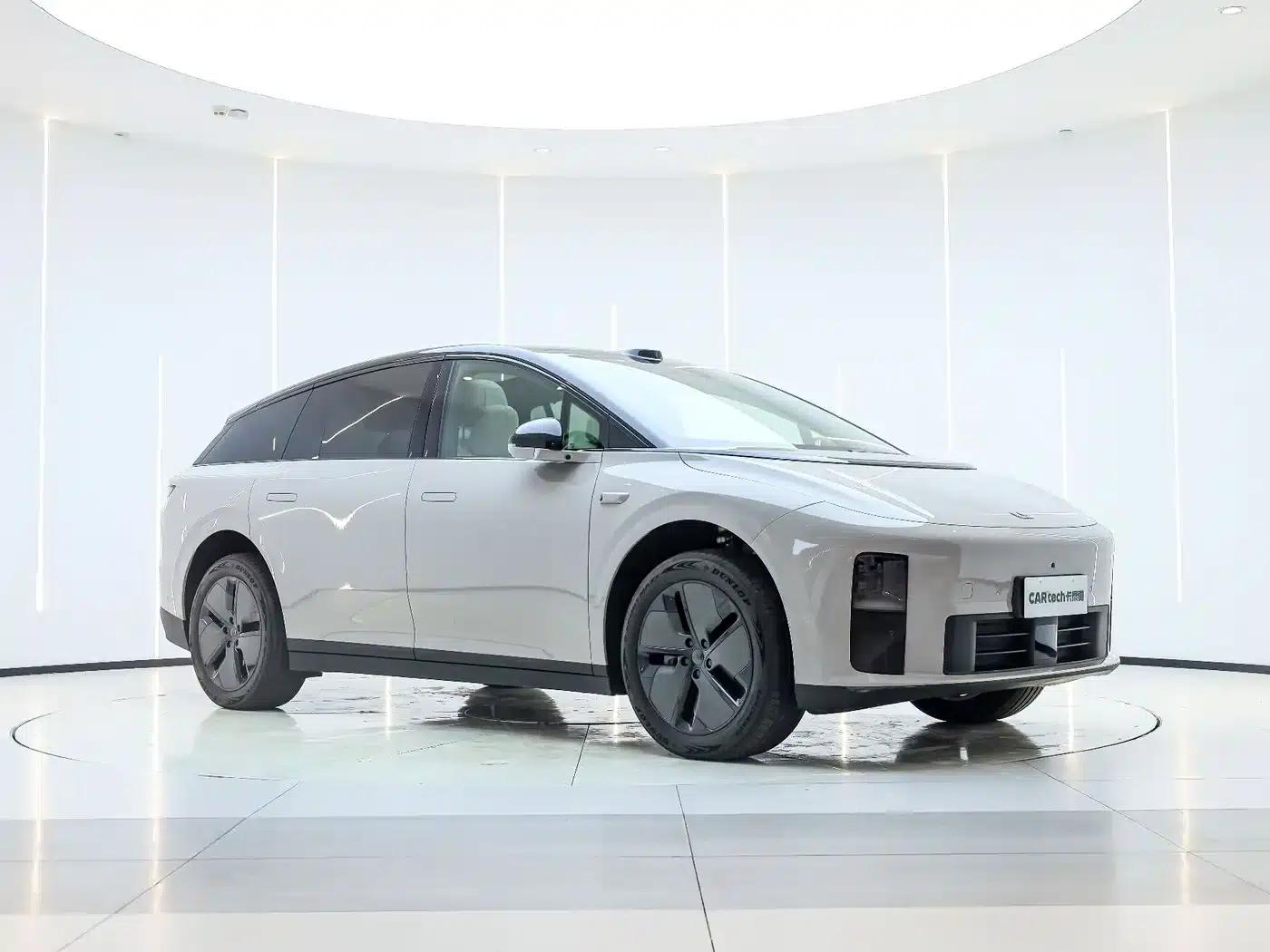 Li Auto i6 2025 Two-Wheel Drive Standard Edition — миниатюра 9