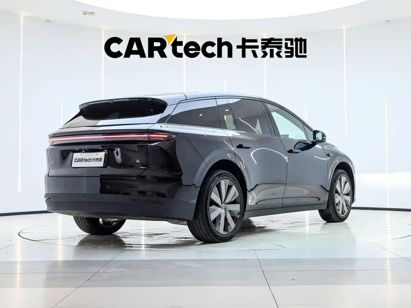 Li Auto i6 2025 Two-Wheel Drive Standard Edition — миниатюра 1
