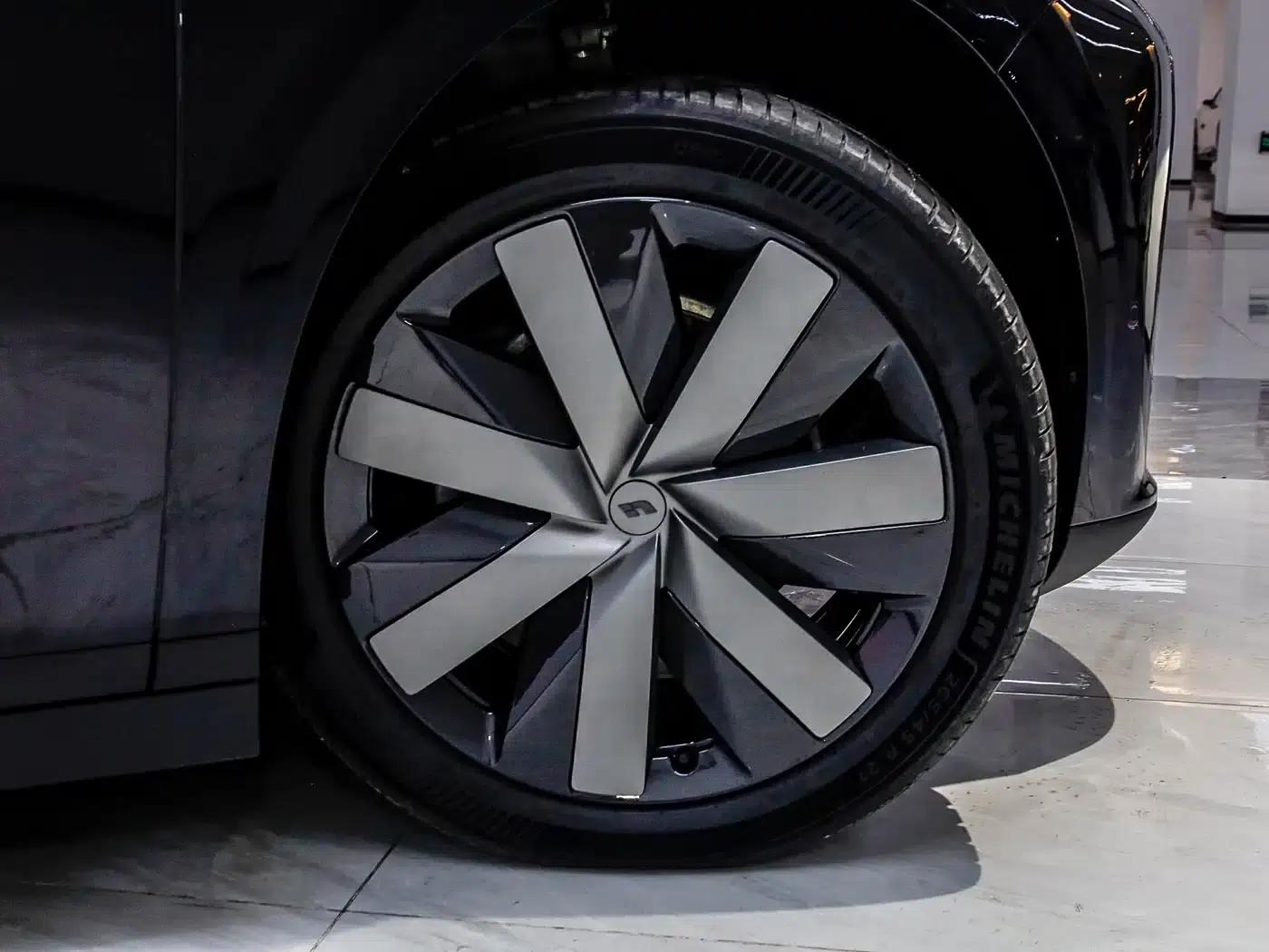Li Auto i6 2025 Two-Wheel Drive Standard Edition — миниатюра 40