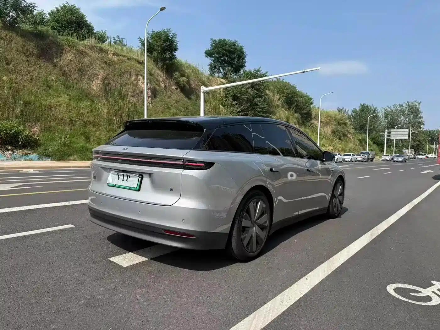 Li Auto i6 2025 AWD Standard Edition — миниатюра 11
