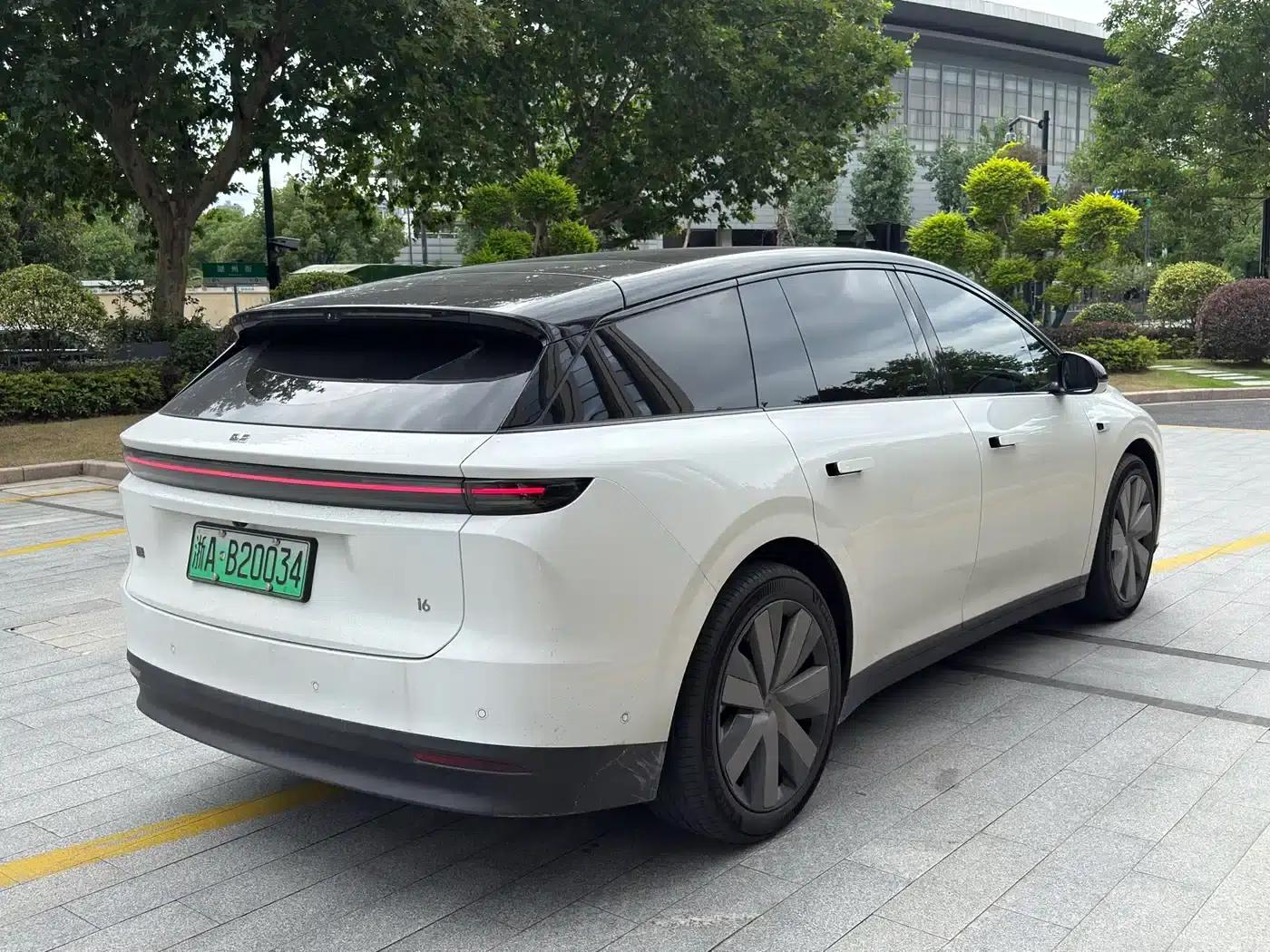 Li Auto i6 2025 AWD Standard Edition — миниатюра 6