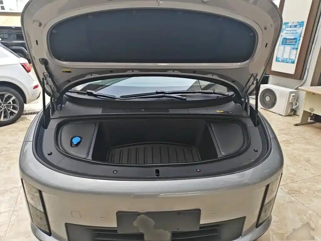 Li Auto i6 2025 Two-Wheel Drive Standard Edition — миниатюра 20