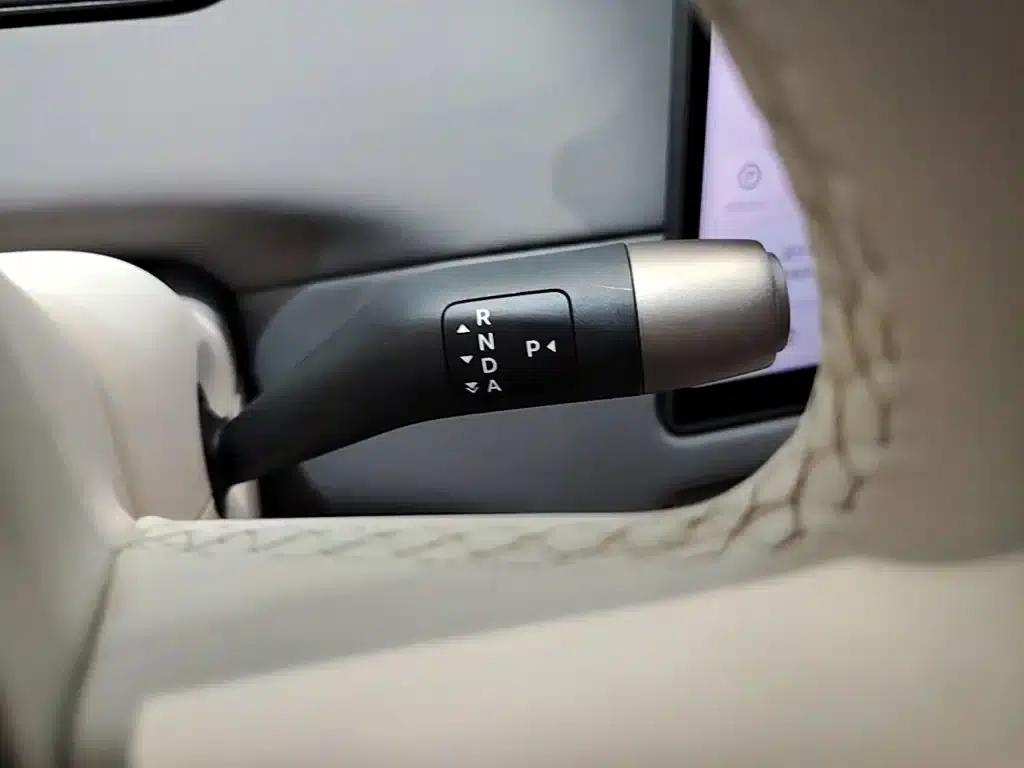 Li Auto i6 2025 Two-Wheel Drive Standard Edition — миниатюра 14