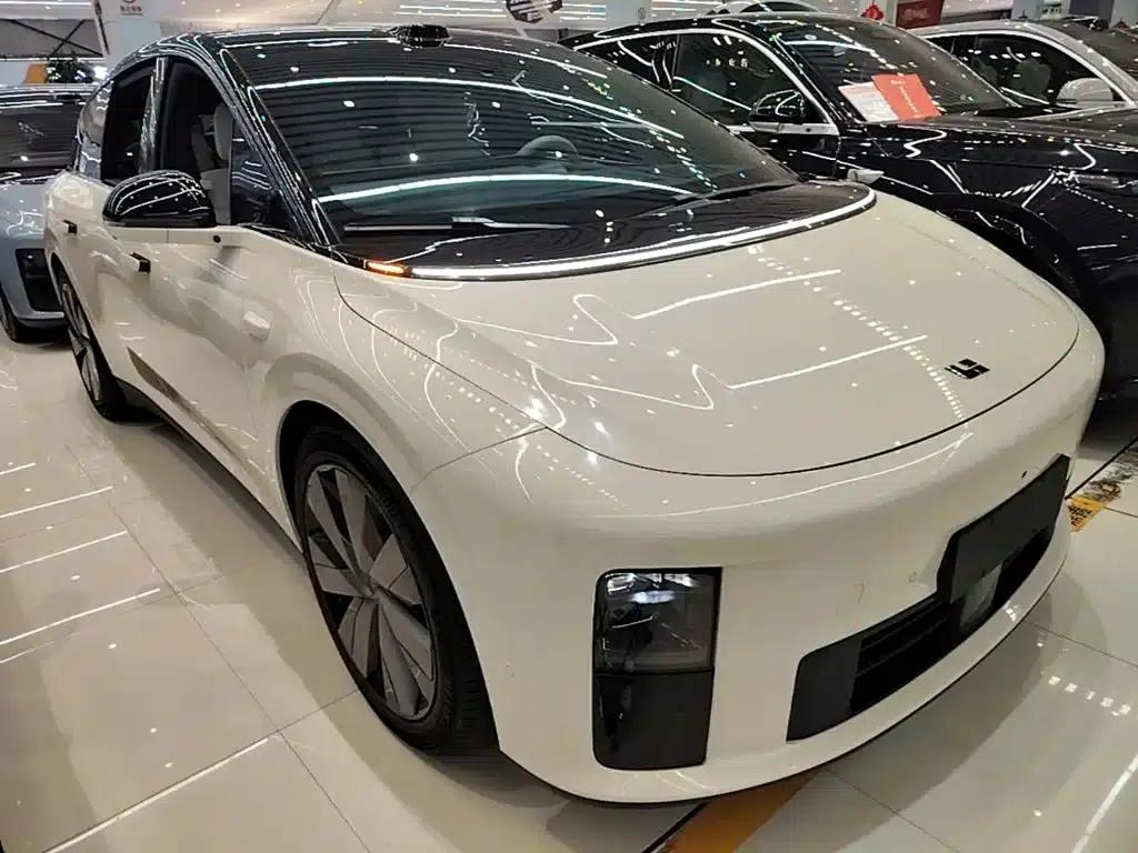 Li Auto i6 2025 Two-Wheel Drive Standard Edition — миниатюра 4