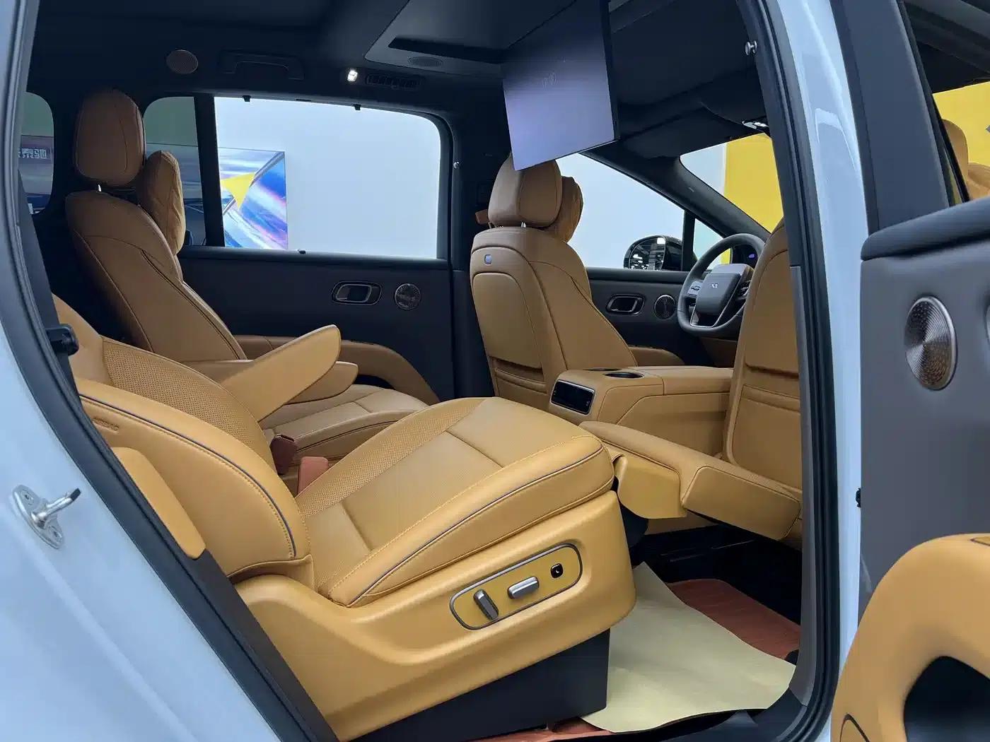 Li Auto i8 2025 Standard Edition — миниатюра 35