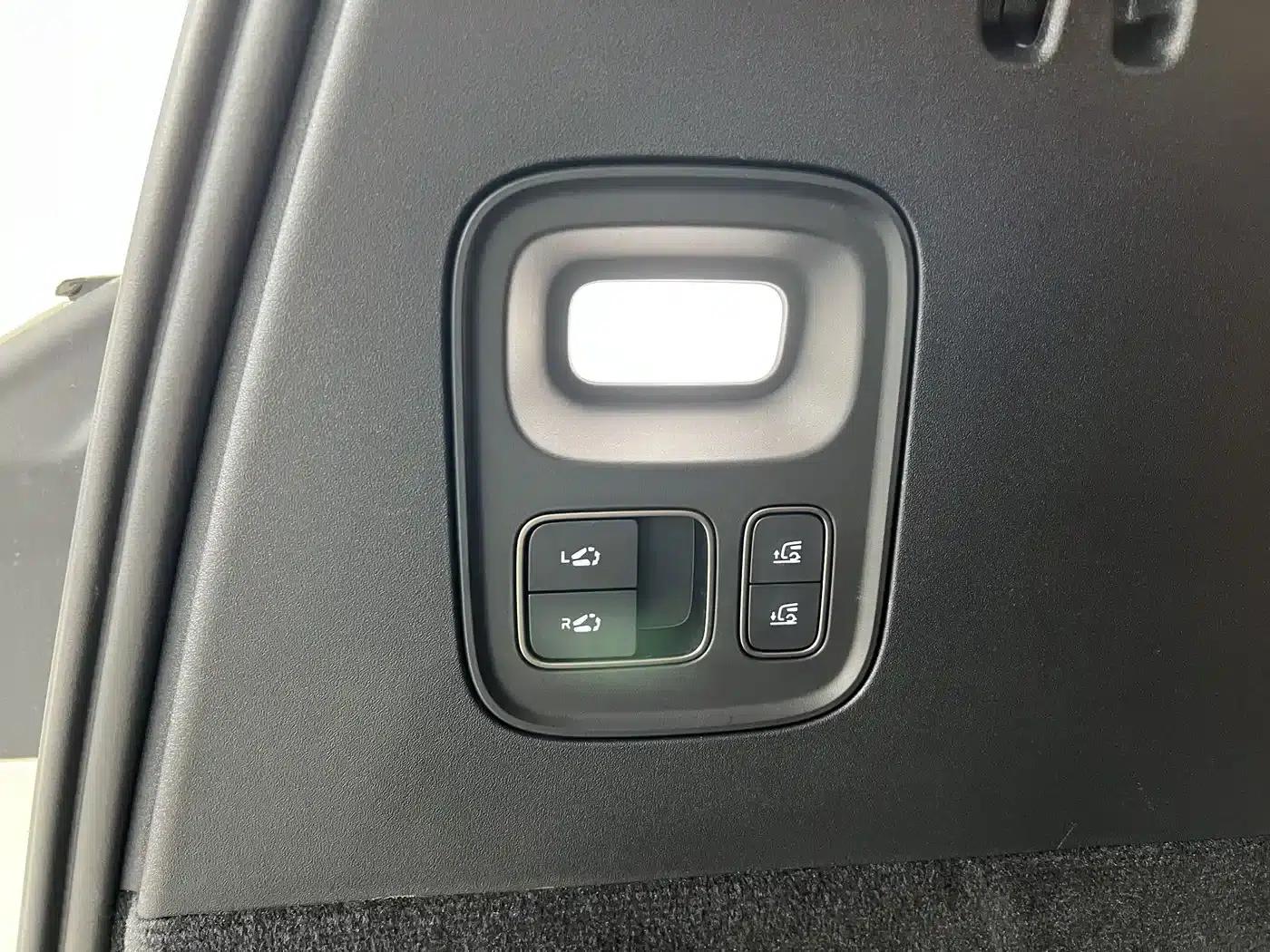 Li Auto i8 2025 Standard Edition — миниатюра 38
