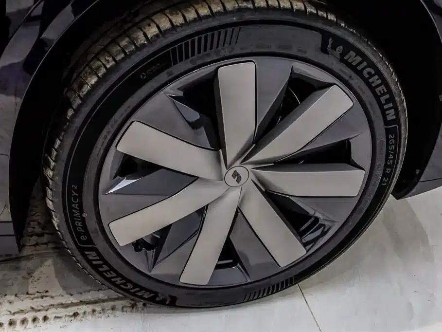 Li Auto i8 2025 Standard Edition — миниатюра 12