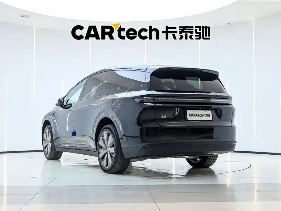 Li Auto i8 2025 Standard Edition — миниатюра 5