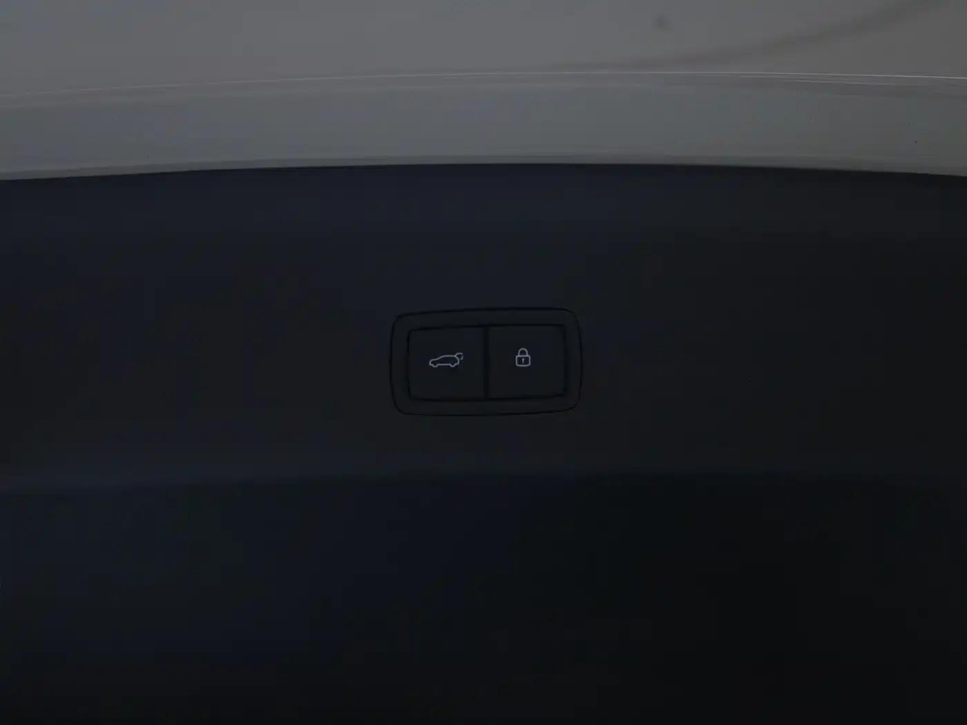 Li Auto i8 2025 Standard Edition — миниатюра 30
