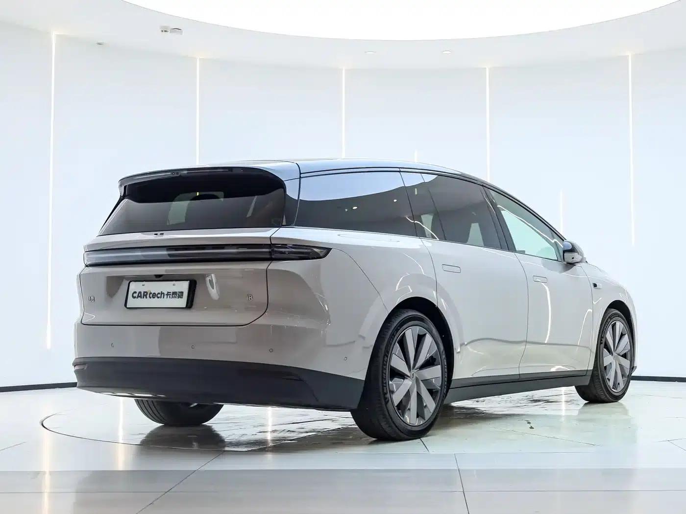Li Auto i8 2025 Standard Edition — миниатюра 4