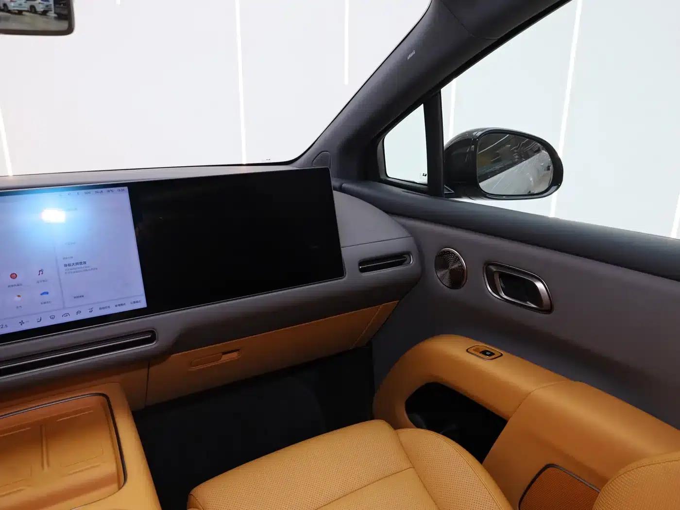 Li Auto i8 2025 Standard Edition — миниатюра 9