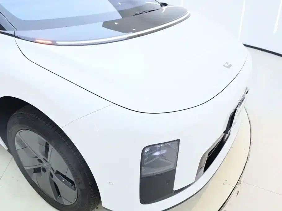 Li Auto i8 2025 Standard Edition — миниатюра 13