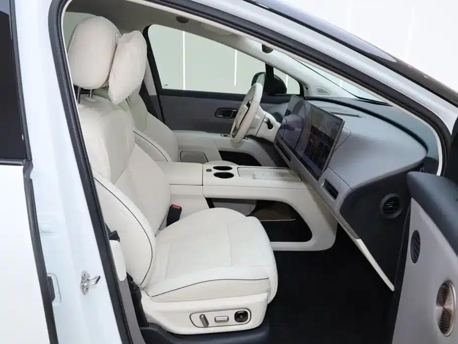 Li Auto i8 2025 Standard Edition — миниатюра 15