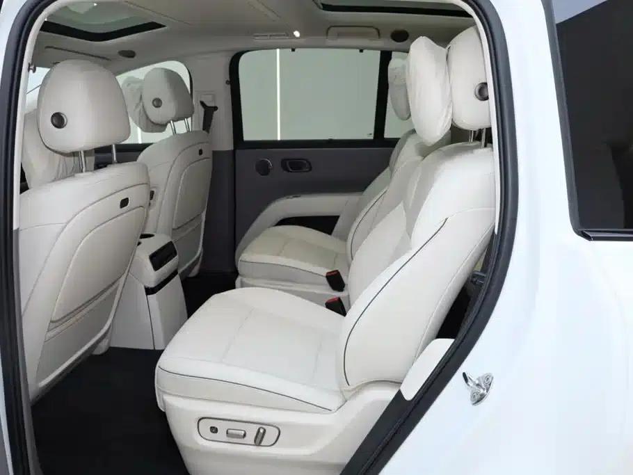 Li Auto i8 2025 Standard Edition — миниатюра 23