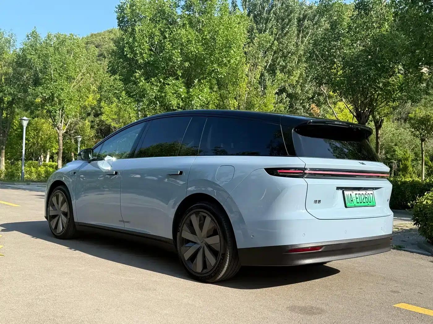 Li Auto i8 2025 Standard Edition — миниатюра 4