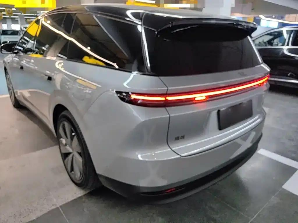 Li Auto i8 2025 Standard Edition — миниатюра 5