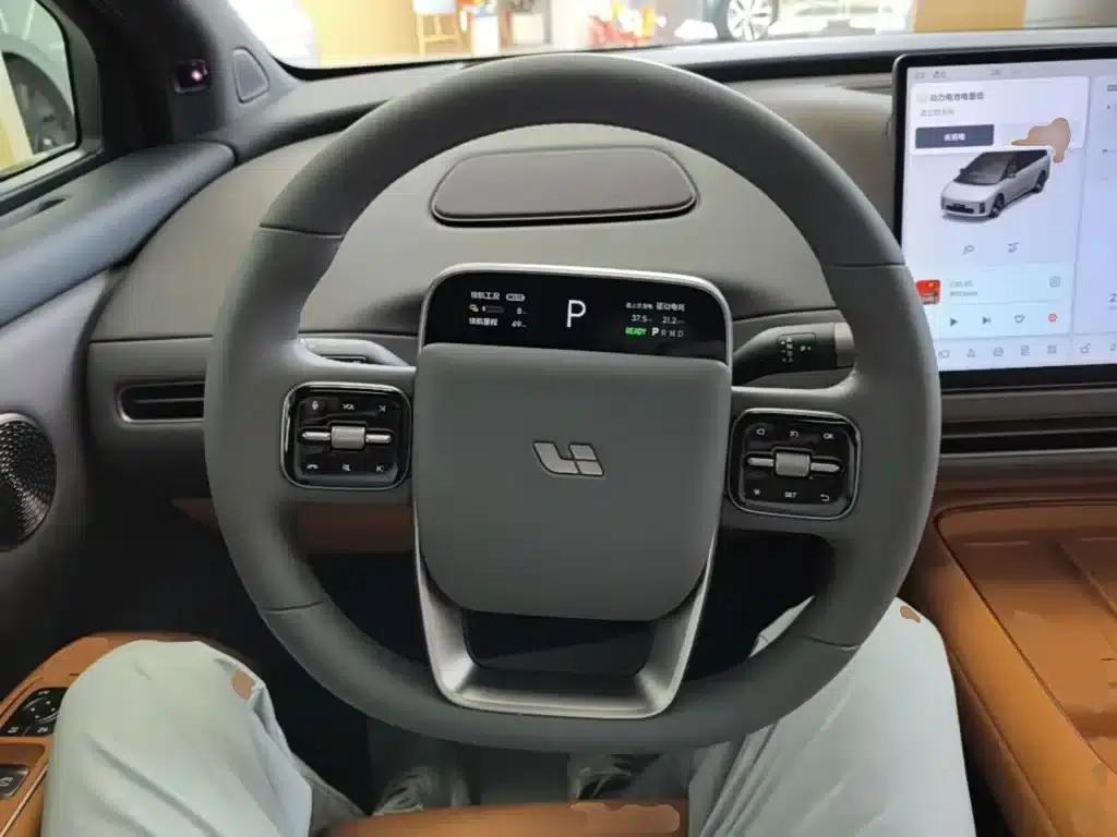 Li Auto i8 2025 Standard Edition — миниатюра 11