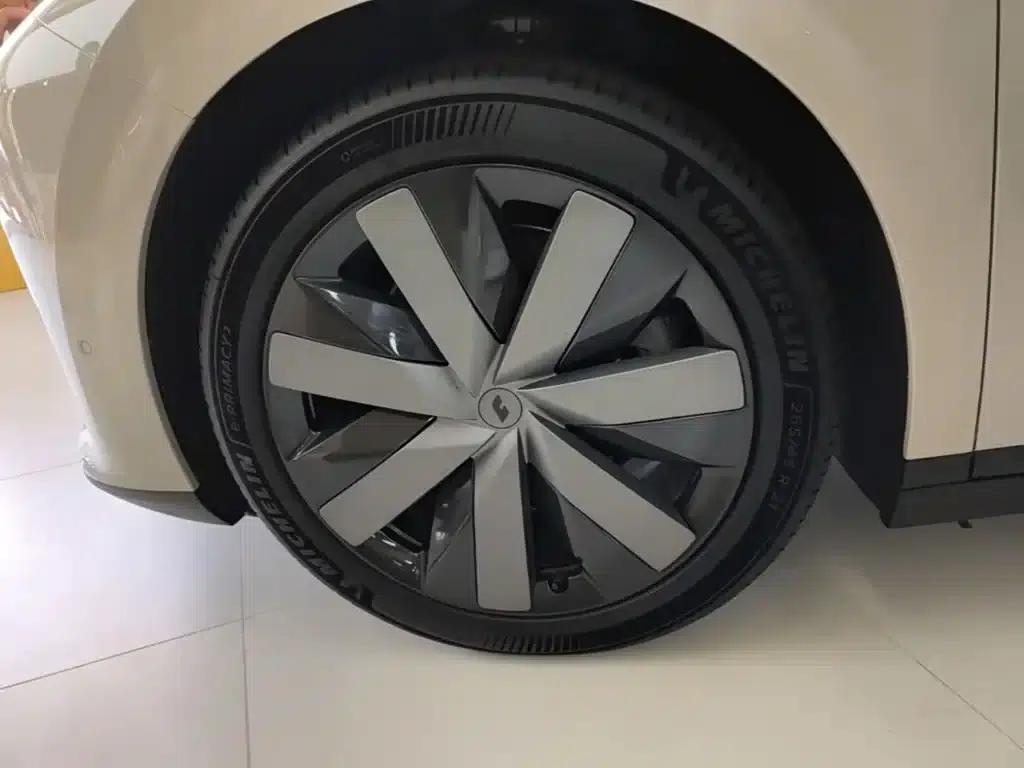 Li Auto i8 2025 Standard Edition — миниатюра 23