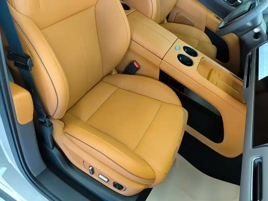 Li Auto i8 2025 Standard Edition — миниатюра 25