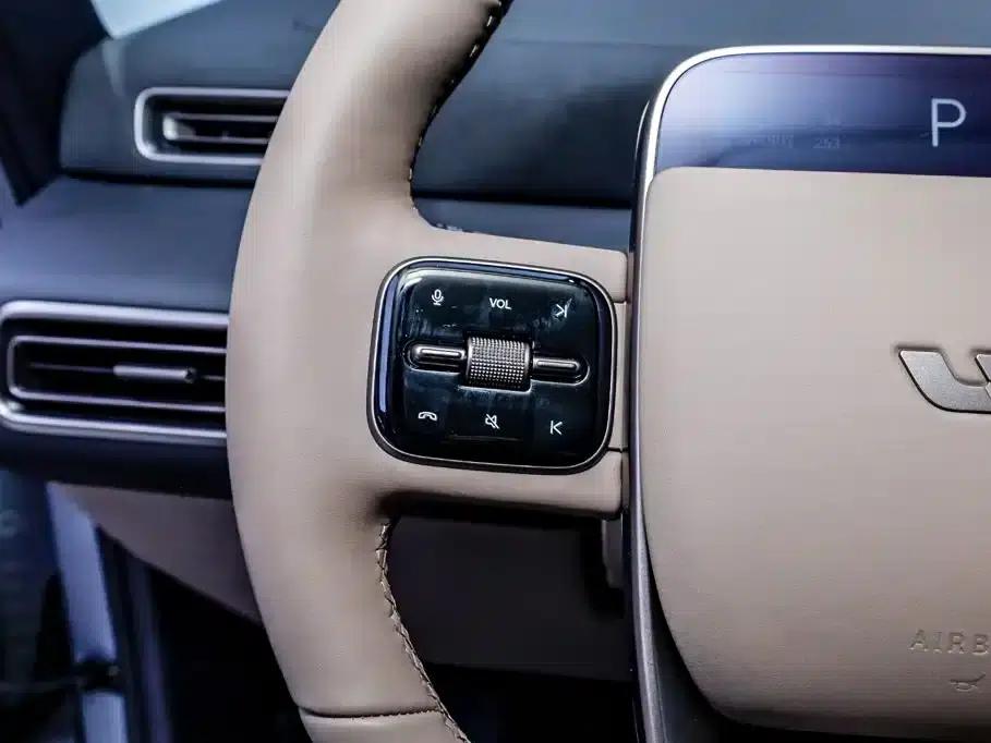 Li Auto MEGA 2025 Ultra Smart Renewal Edition — миниатюра 15