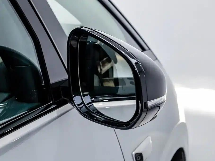 Li Auto MEGA 2025 Ultra Smart Renewal Edition — миниатюра 30