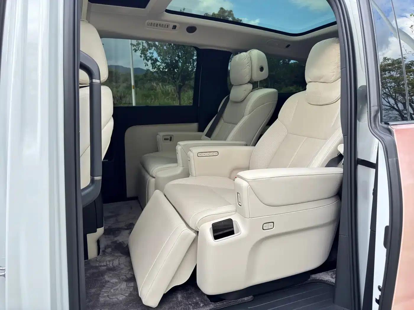 Li Auto MEGA 2025 Home Edition — миниатюра 12