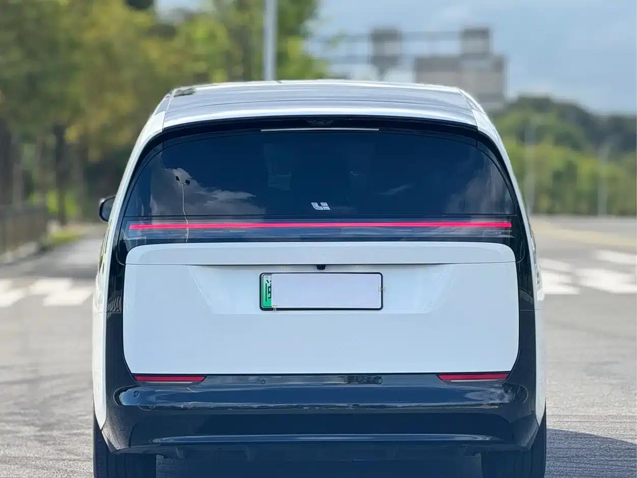 Li Auto MEGA 2025 Home Edition — миниатюра 23