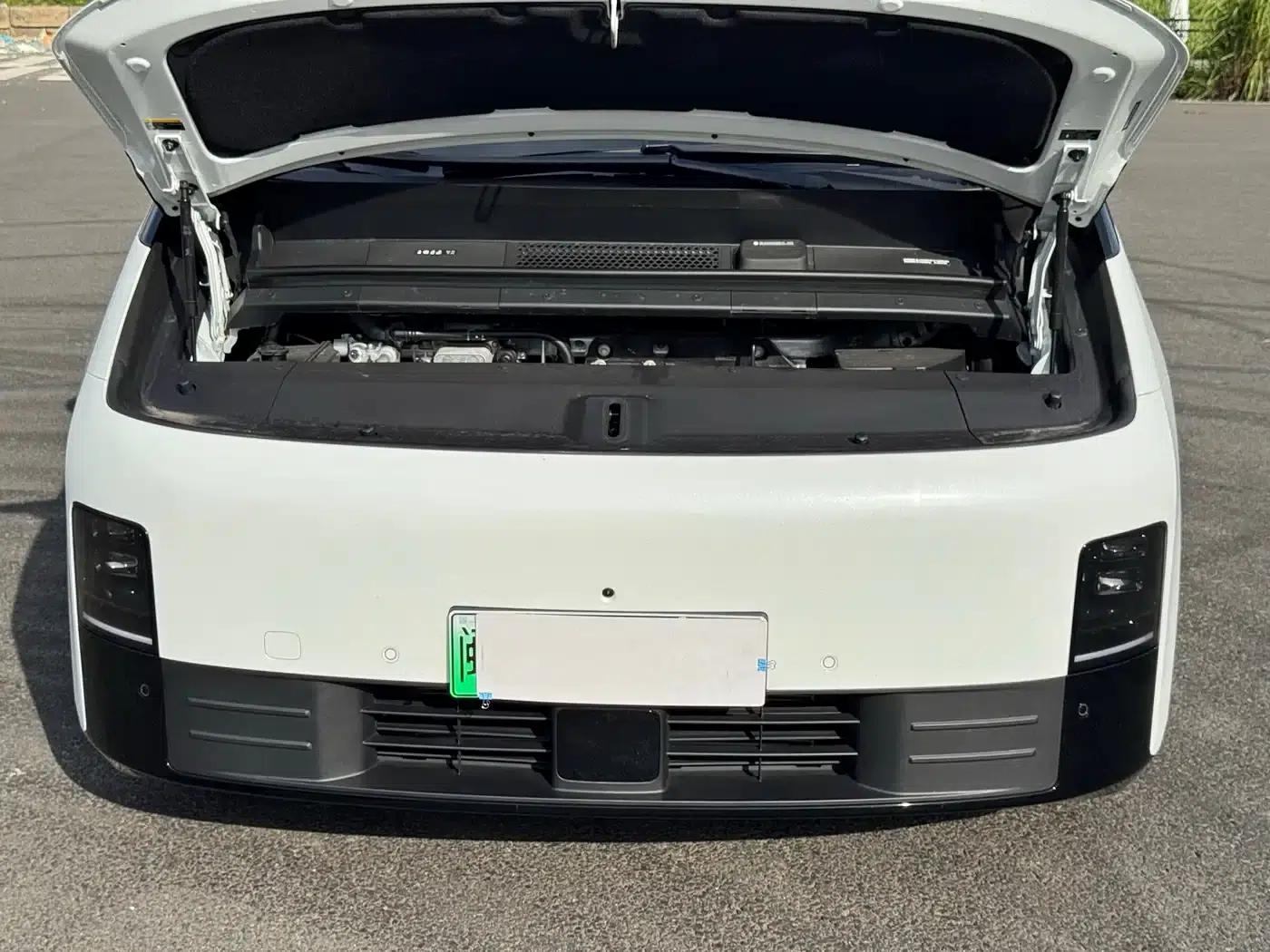 Li Auto MEGA 2025 Home Edition — миниатюра 26