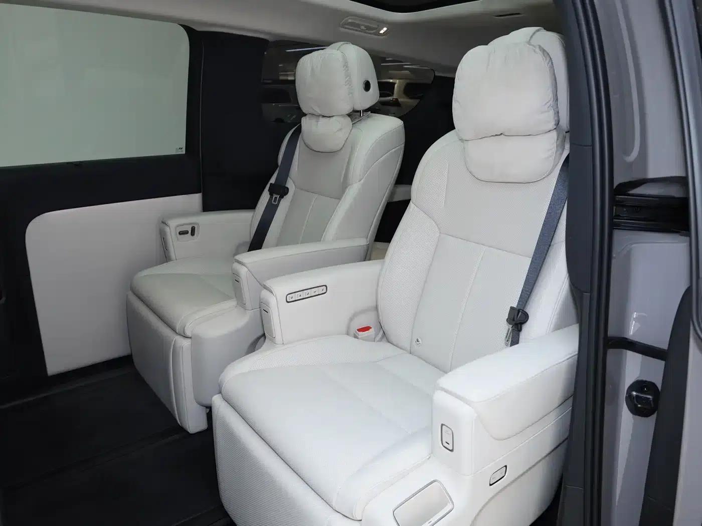 Li Auto MEGA 2025 Home Edition — миниатюра 16