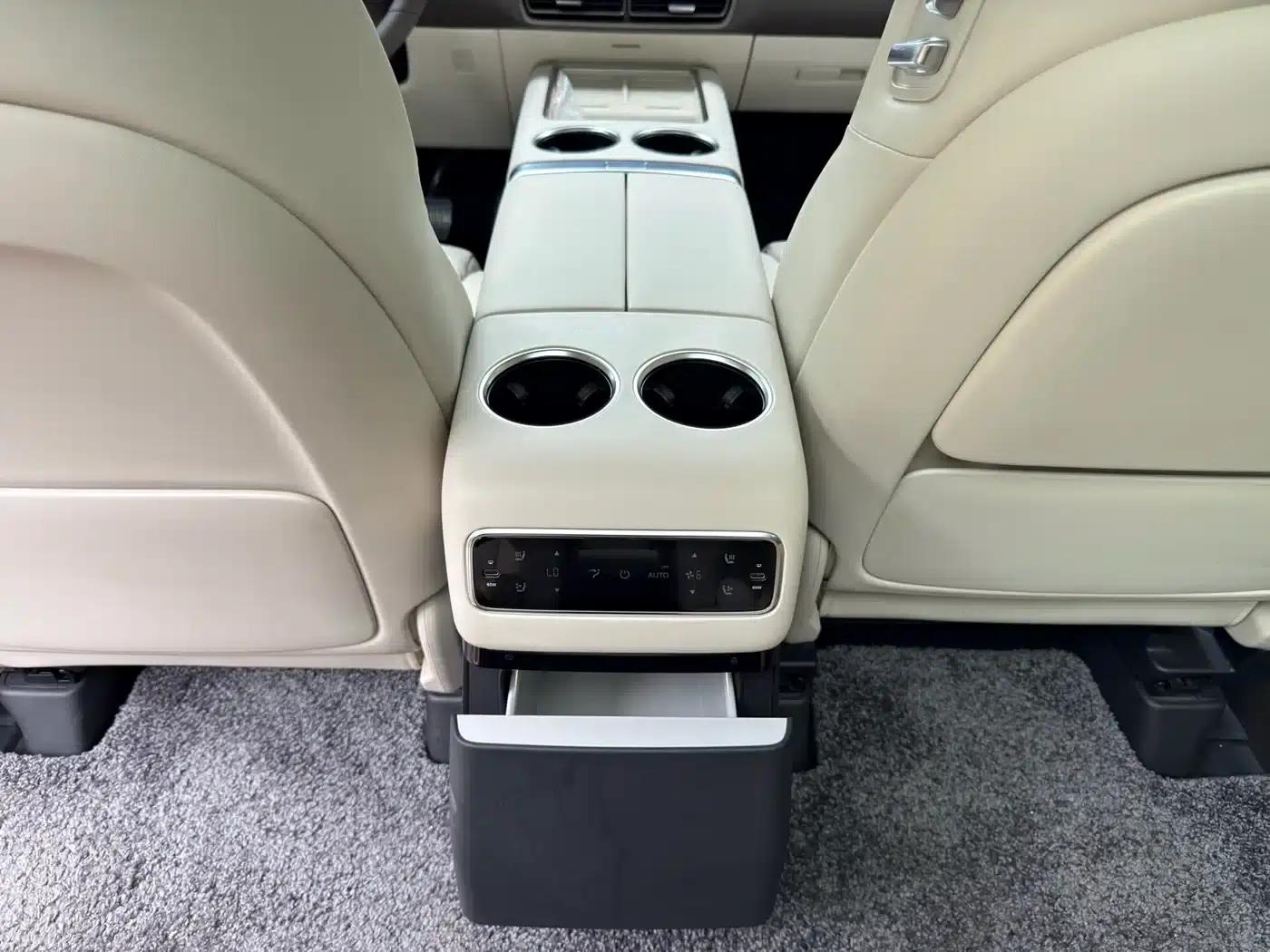 Li Auto MEGA 2024 Ultra — миниатюра 21
