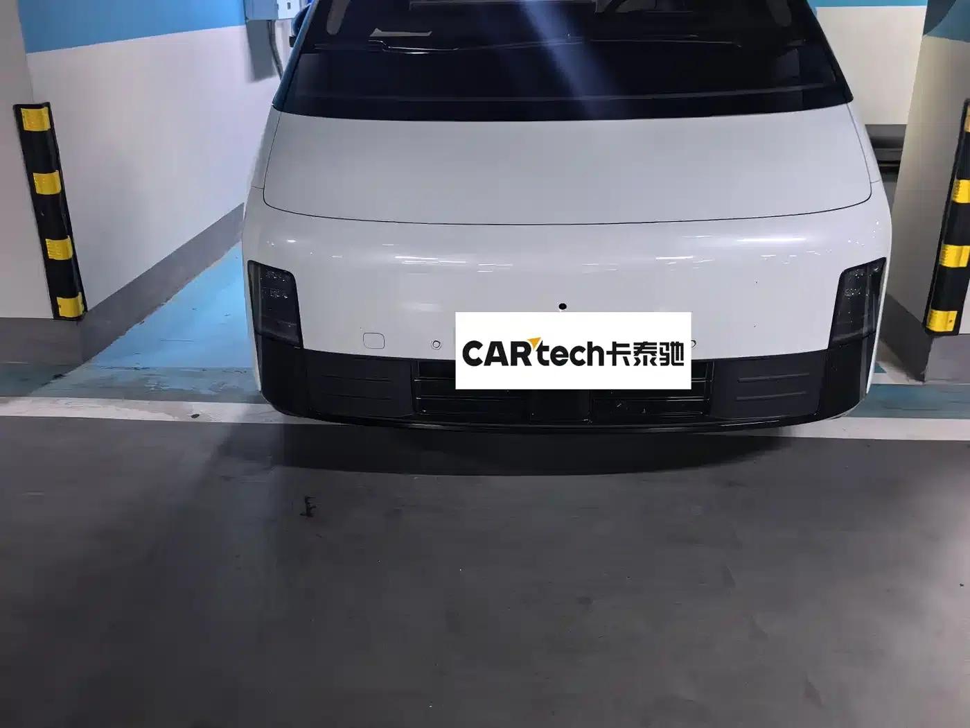 Li Auto MEGA 2025 Home Edition — миниатюра 1