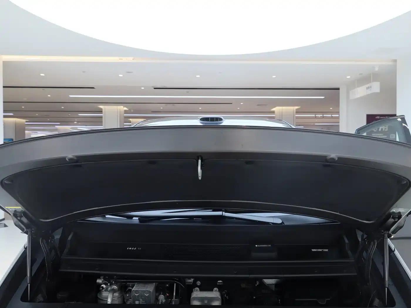 Li Auto MEGA 2025 Ultra Smart Renewal Edition — миниатюра 12