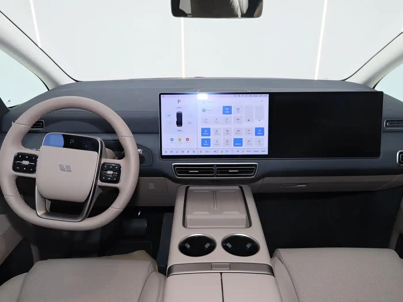 Li Auto MEGA 2025 Ultra Smart Renewal Edition — миниатюра 20