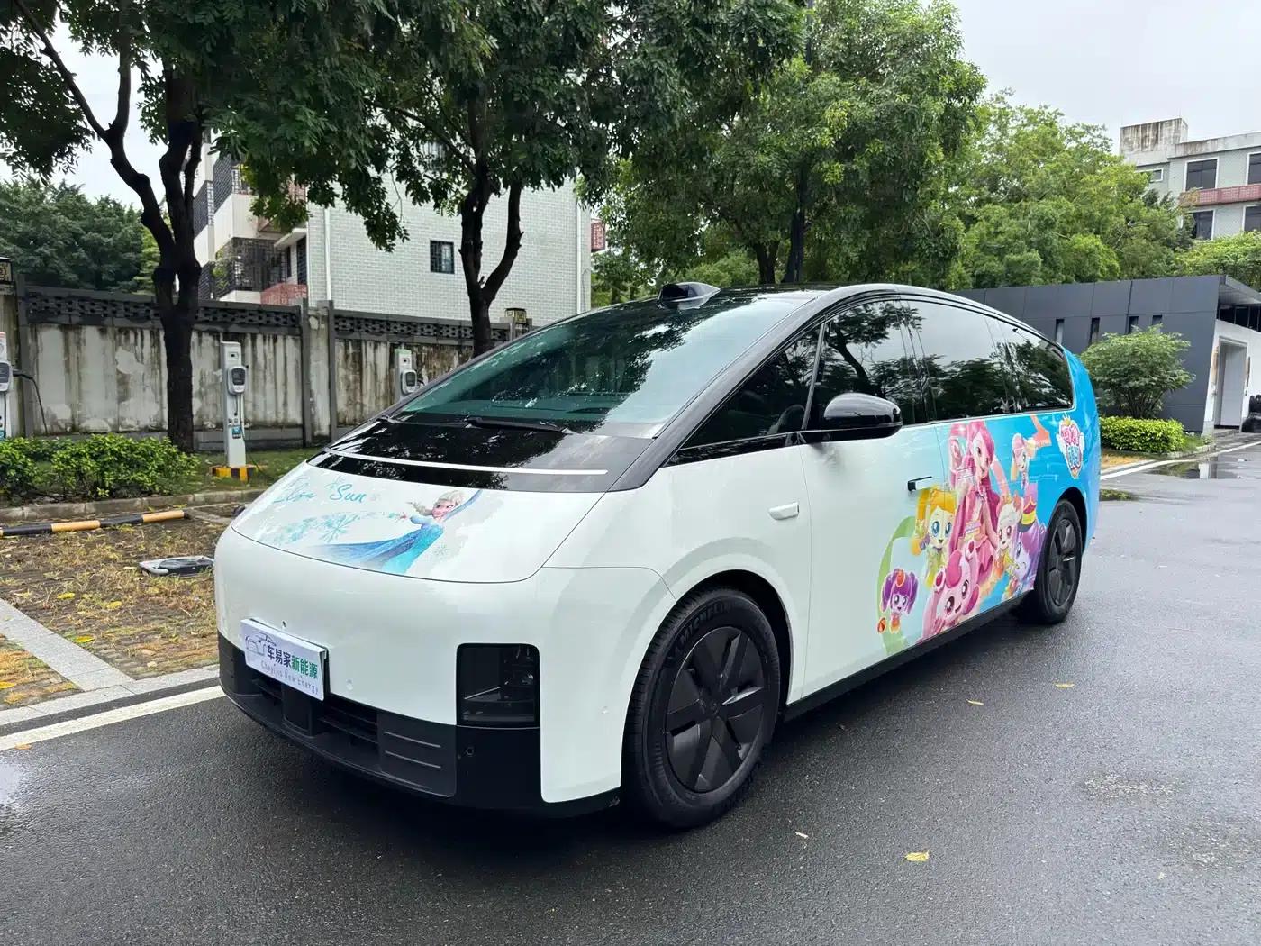 Li Auto MEGA 2024 Ultra — миниатюра 1