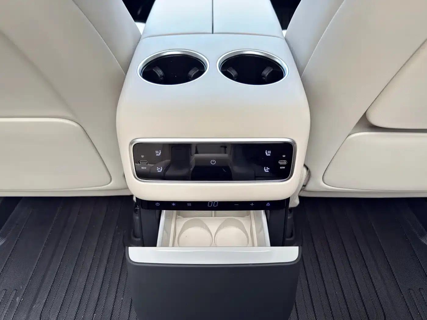 Li Auto MEGA 2024 Ultra — миниатюра 26